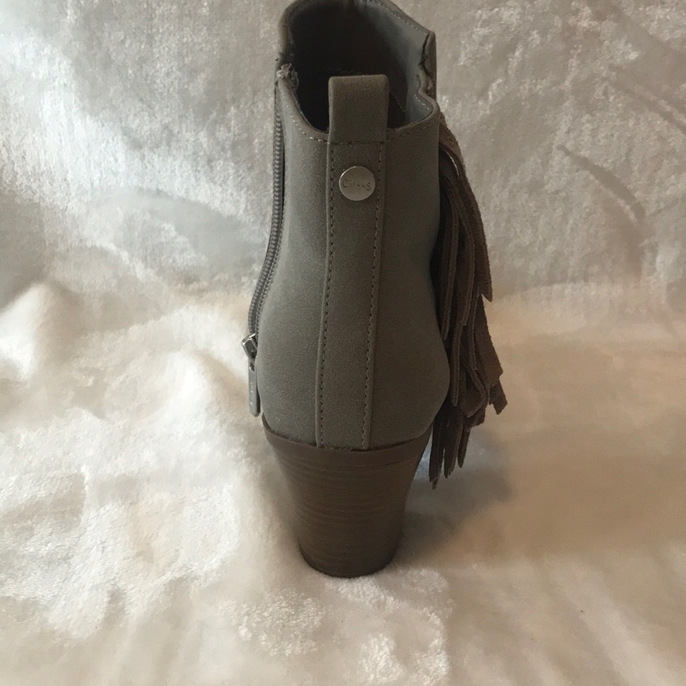 Booties - Picture 5 of 5